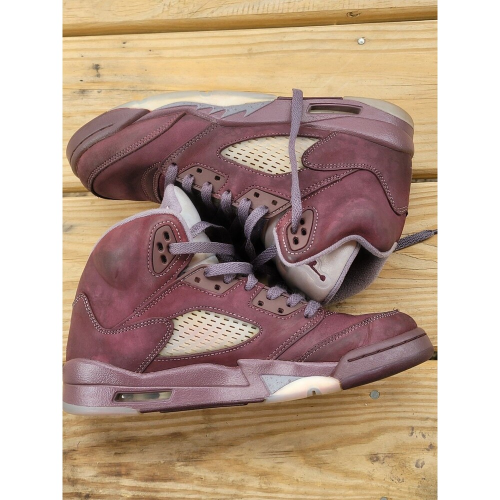 Air Jordan 5 Retro LS 2006 Burgundy Size 7y used